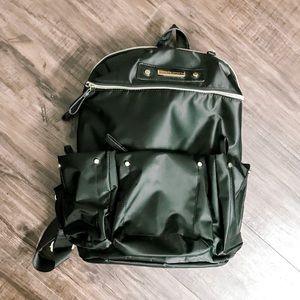✨Adrienne Vittadini backpack